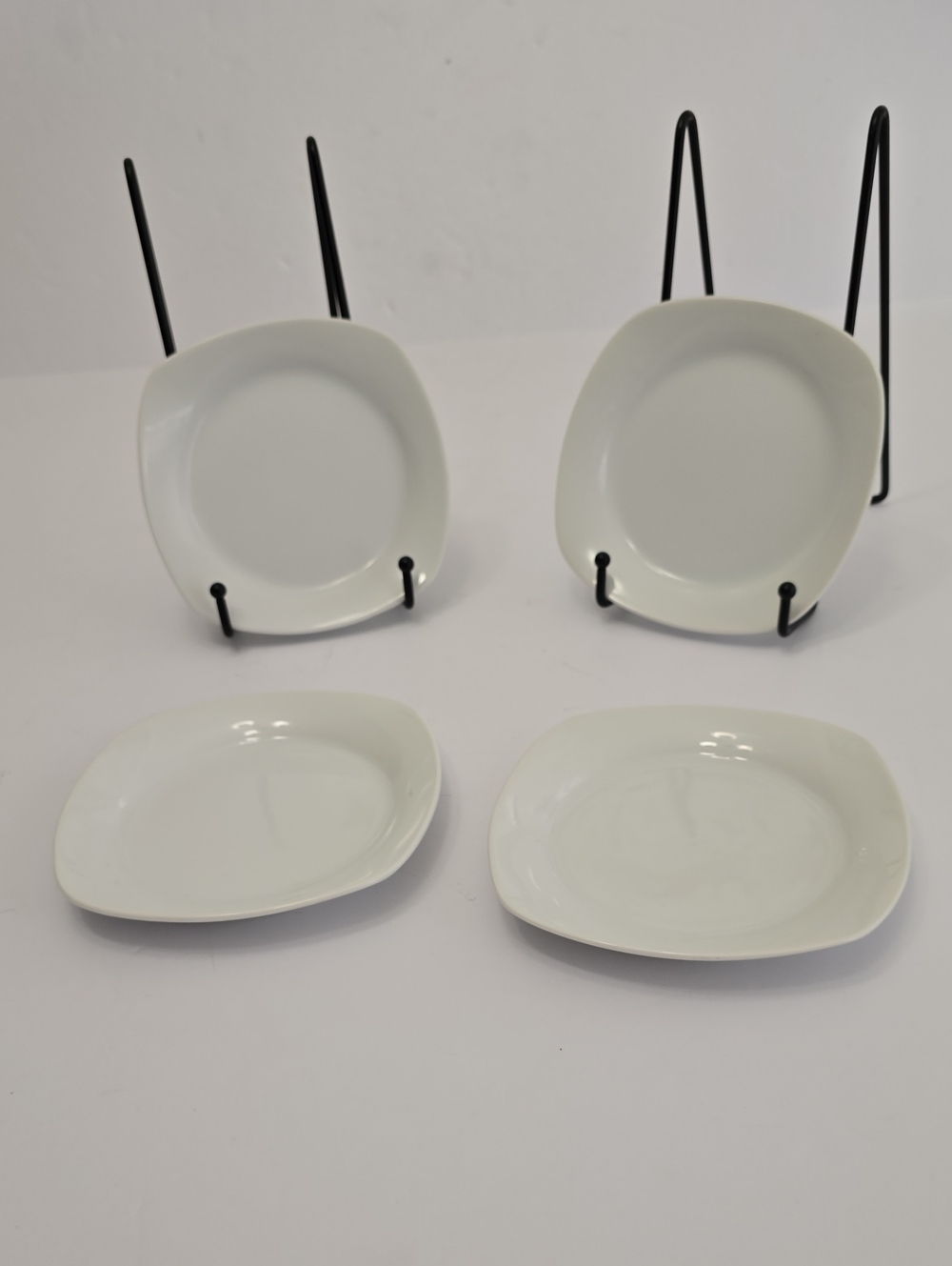 The Palm Restaurant Set Of 4 Bread Plates Porcelain Soft Curve Edge Square White